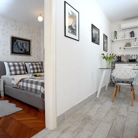Charming Seaside Apartment Primošten Eksteriør bilde