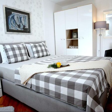 Charming Seaside Apartment Primošten Eksteriør bilde